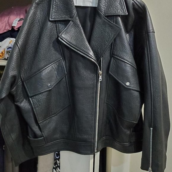 BOSS LEATHER - Picture 1 of 1